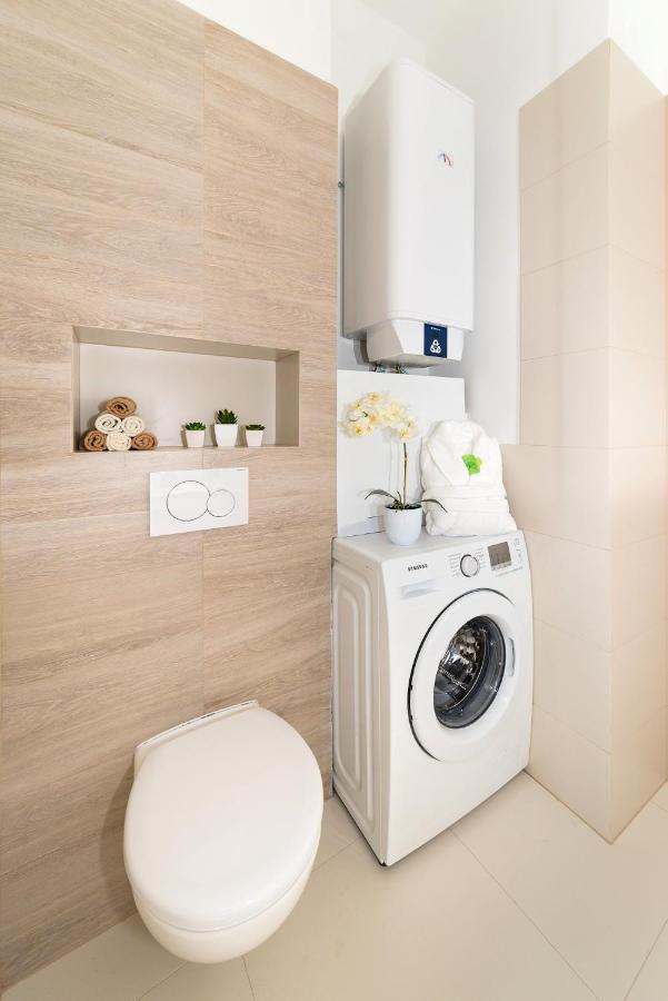 H75 Apartments Kosice Centre מראה חיצוני תמונה